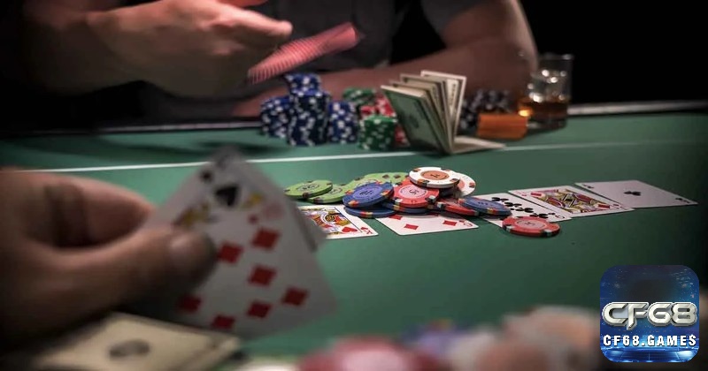 Trong luật chơi bài poker texas hold’em, vị trí của người chơi có ảnh hưởng quan trọng đến chiến thuật